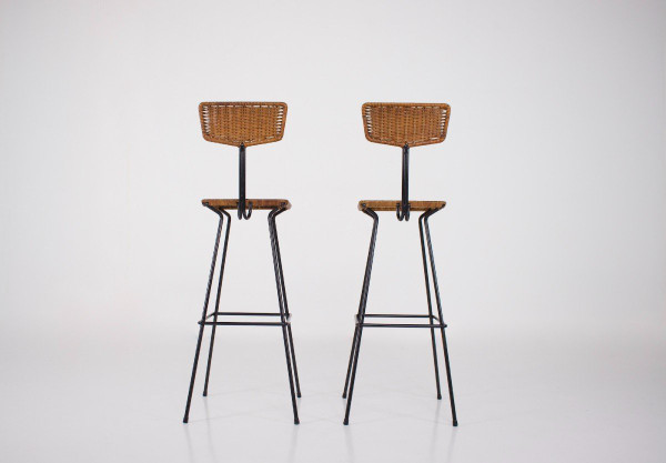 Coppia di sgabelli in rattan modernisti Erwin Behr