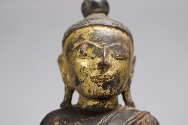 Bouddha Birman En Bois Doré