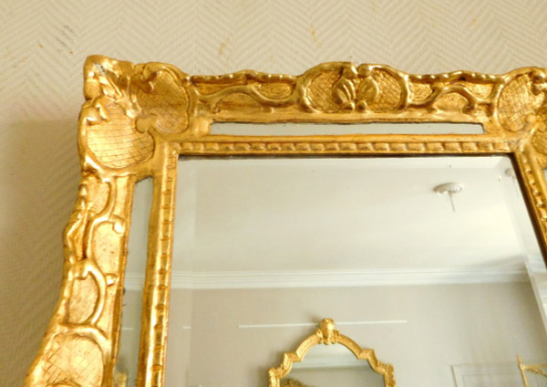 Miroir à Pare Closes En Bois Doré et glace au mercure d'époque Louis XIV Régence 48x56cm