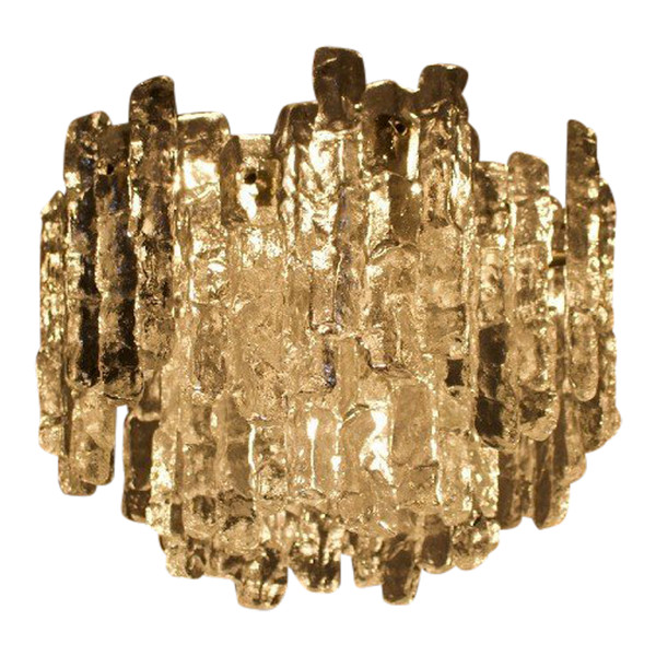 Kalmar “Ice Glass” chandelier.