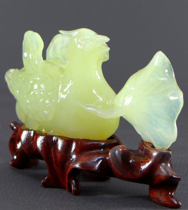 China, 1950er/1960er Jahre, Jade-Enten- und Blumenskulptur.