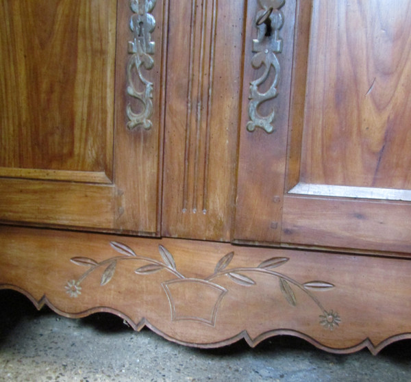 Buffet basso del XIX secolo