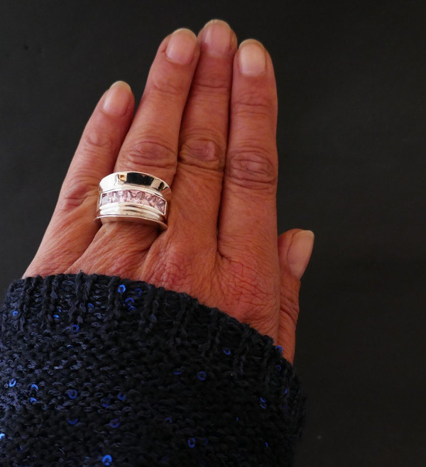 Anello in Argento, Pietre Rosa.