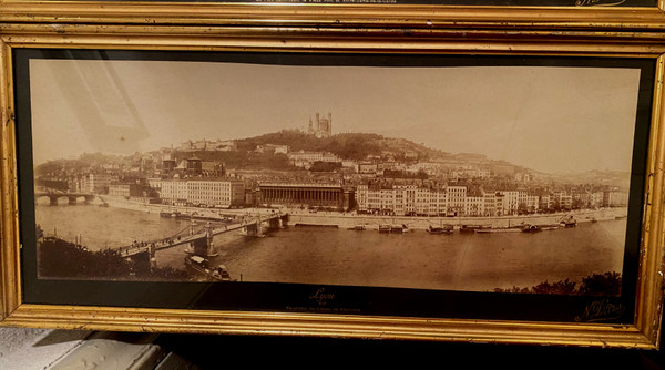 Große, in Sepia gerahmte Fotografien, signiert N. D. Foto: Marseille, Lyon, Nizza und Monaco, 19. Jahrhundert