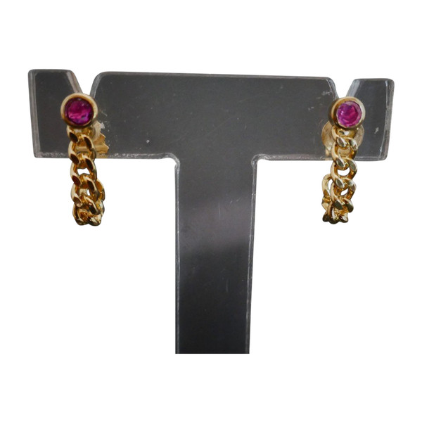 Boucles d'Oreilles Rubis, Or Jaune 18 Carats.