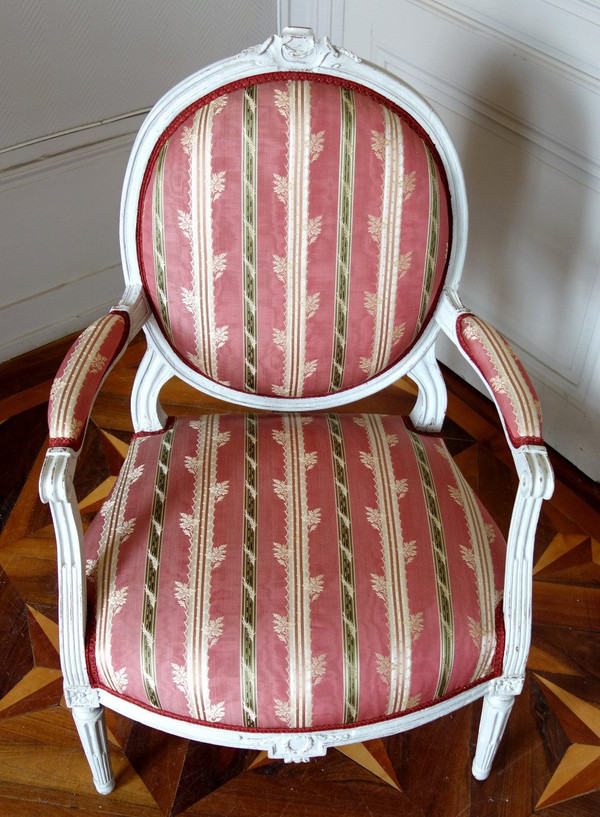 Mobilier De Salon - 6 Fauteuils à La Reine d'époque Louis XVI à Dossier Médaillon