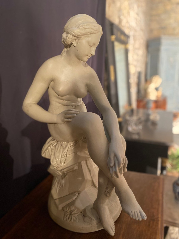 Statue La Baigneuse Assise Signée Falconet Datée 1764