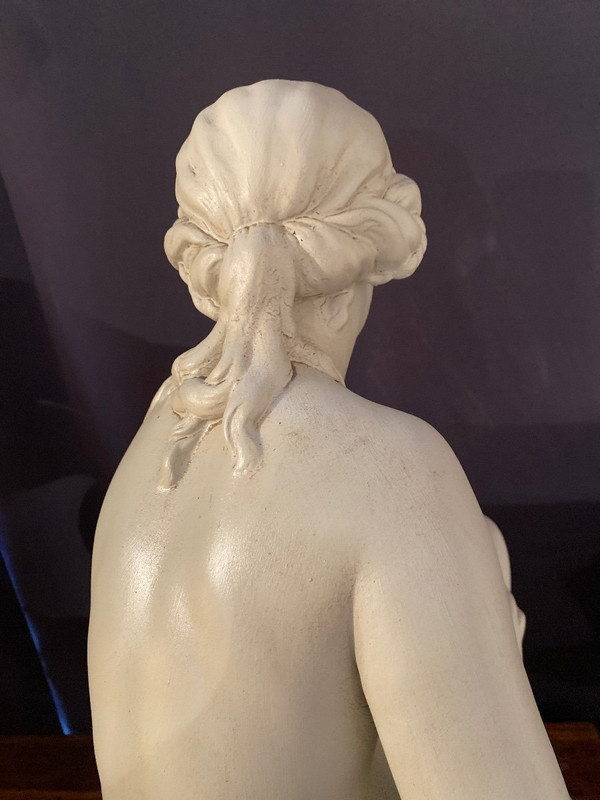 Statue La Baigneuse Assise Signée Falconet Datée 1764