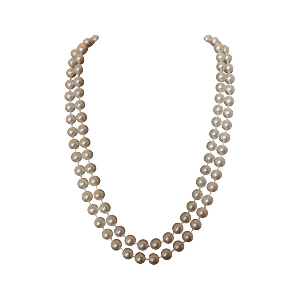 Long Necklace of Cultured Pearls 1 Meter, 18-Carat Gold Clasp.