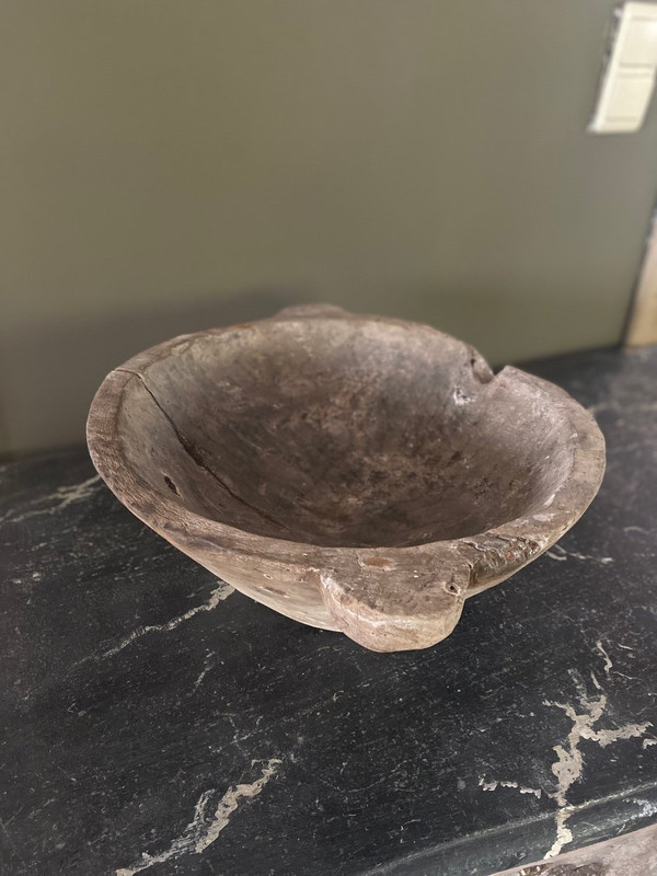 Antique Container Bowl In Grisaille Walnut 18th