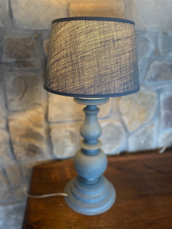Lampe Patinée Très Joli Modèle,  Bleutée 19e Siècle