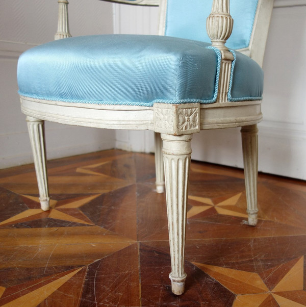Paire De Fauteuils Cabriolets d'époque Louis XVI Canetillé De Soie Bleu