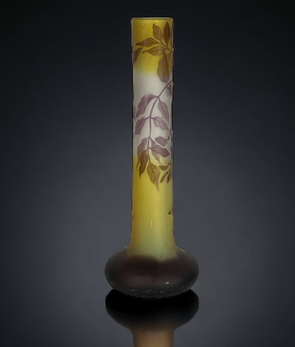 VASE BY ÉMILE GALLÉ NANCY WITH ART NOUVEAU PERIOD FOLIAGE DECORATION, 45 CM