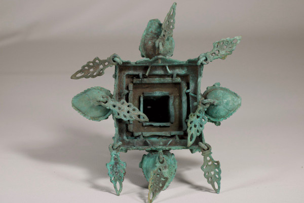 Lampada ad olio in bronzo Tempio Krishna Mandir