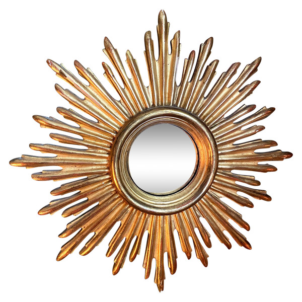 Witch sun mirror in gilded wood from the 1960s, modest in size, in good condition