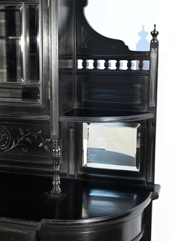 Meuble d’Entre Deux en Poirier Noirci, style Napoléon III – Fin XIXe