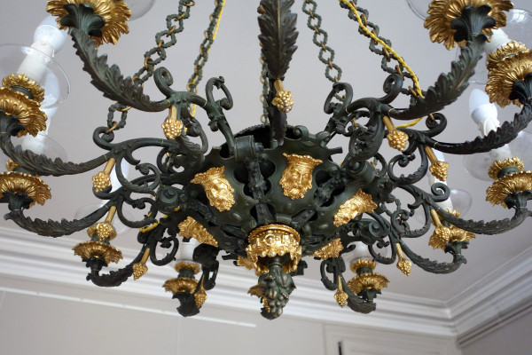 Large Duke's Chandelier In Patinated And Gilded Bronze, Restoration Period - 12 Lights