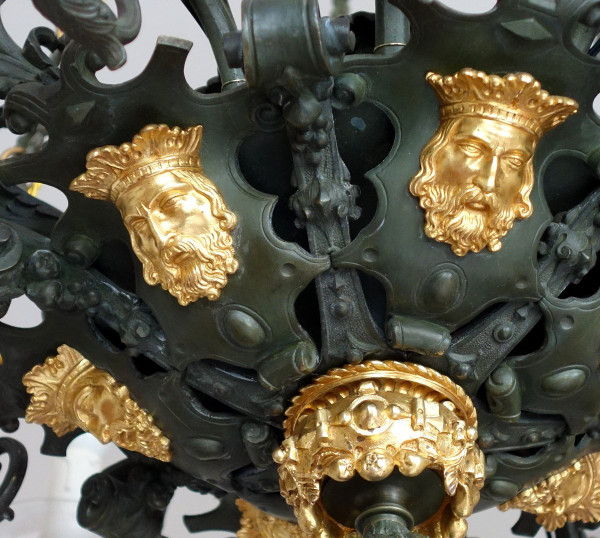 Large Duke's Chandelier In Patinated And Gilded Bronze, Restoration Period - 12 Lights