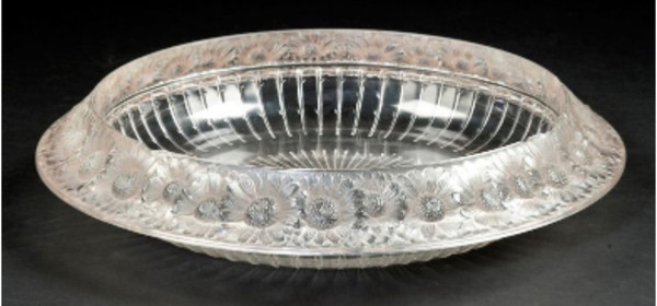 René Lalique “Daisy” Cup In Molded Crystal