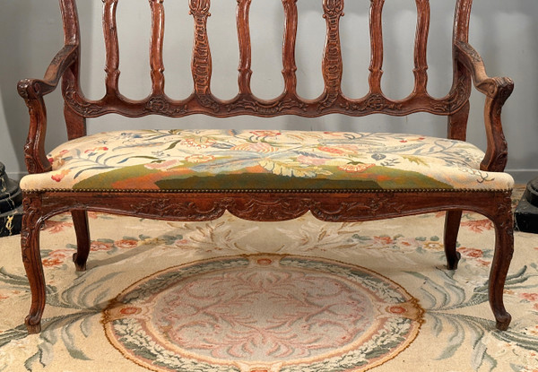 Panca in legno modellato e intagliato del periodo Regency, 1720 circa