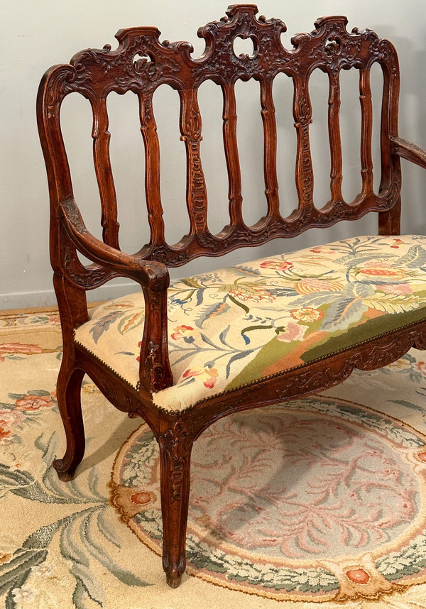 Panca in legno modellato e intagliato del periodo Regency, 1720 circa