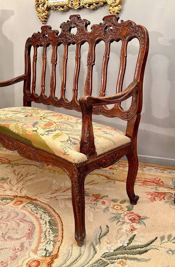 Panca in legno modellato e intagliato del periodo Regency, 1720 circa