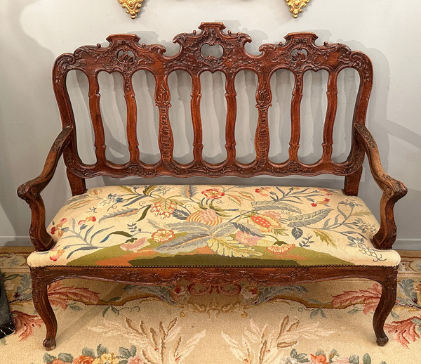 Panca in legno modellato e intagliato del periodo Regency, 1720 circa