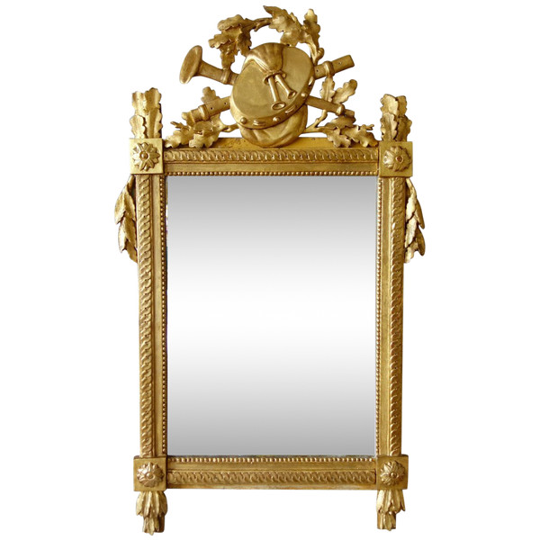 Grand Miroir En Bois Doré d'époque Louis XVI, Modèle Provençal, Fronton à Trophée De Musique