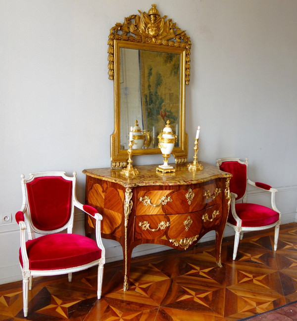 Grand Miroir Aux Attributs d'Hercule - Bois Sculpté Et Doré  - Epoque Louis XVI
