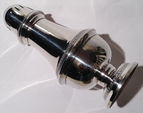 Silver metal sprinkler "Palmettes" model