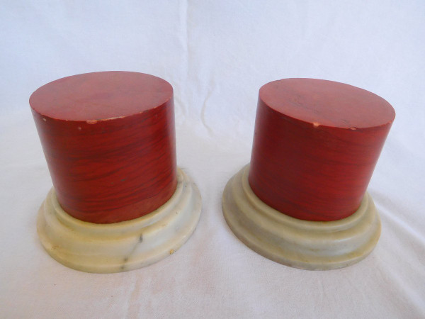 Pair Of Column Bases In Red Marble - Italian Work In Neoclassical Louis XVI Style