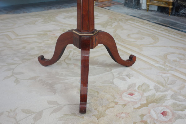 Table à jeu guéridon octogonal d'époque Directoire en acajou et ébène, fin XVIIIe siècle
