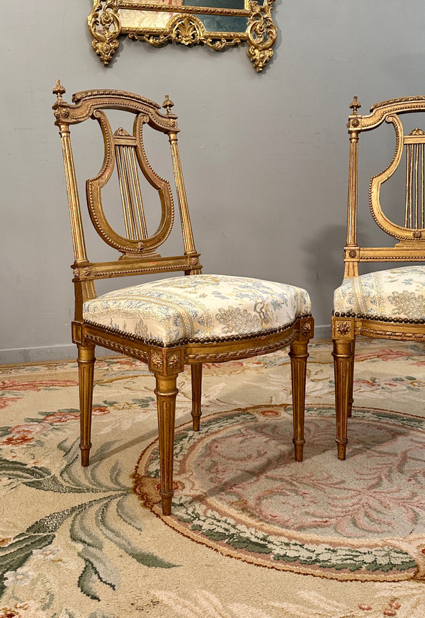Paire De Chaises Lyre En Bois Doré De Style Louis XVI Epoque XIXème