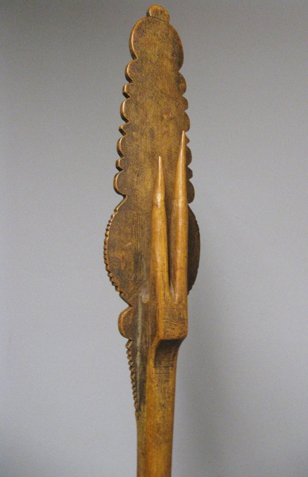 Quenouille En Bois Sculpté XIXe. 