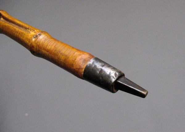 Canne à tête de chien.