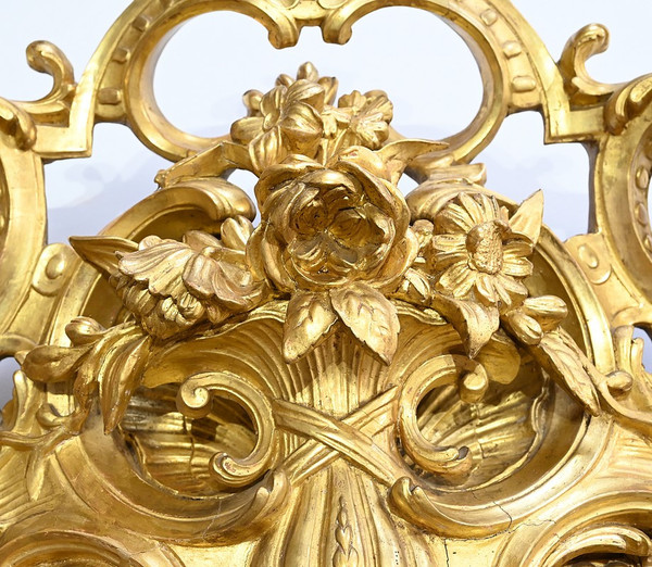 Important Miroir Louis XV en bois doré – Début XIXe