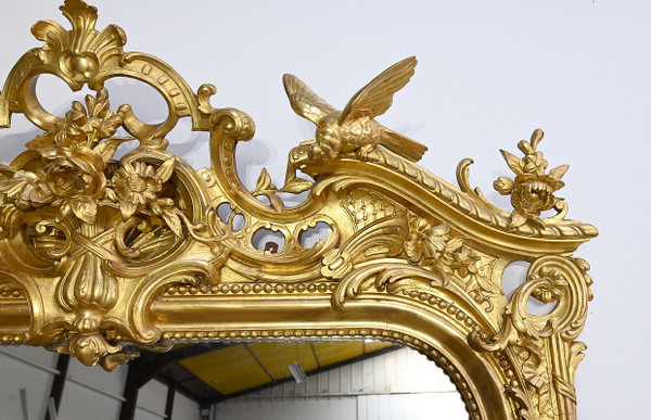 Important Miroir Louis XV en bois doré – Début XIXe