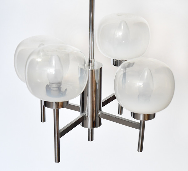 Attributed to Gaetano Sciolari for Mazzega - "Space Age" chandelier in chromed metal and glass