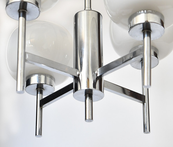 Attributed to Gaetano Sciolari for Mazzega - "Space Age" chandelier in chromed metal and glass