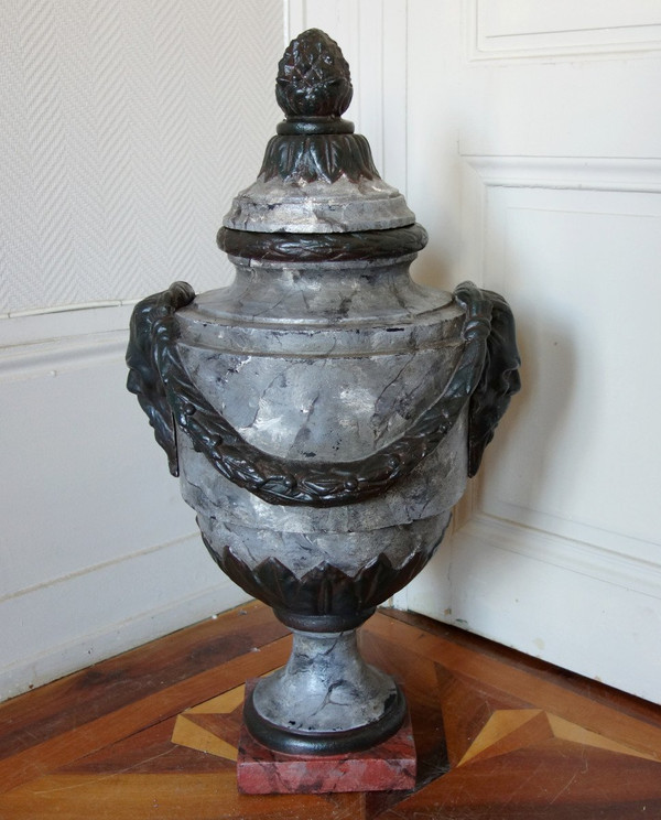 Large Covered Urn, ornamental vase in the Louis XVI style - Cast iron with Marble patina - 79cm