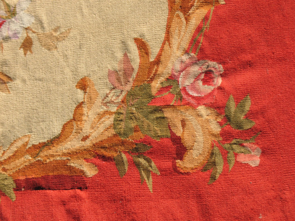 Grande arazzo Aubusson con decoro floreale policromo, XIX secolo