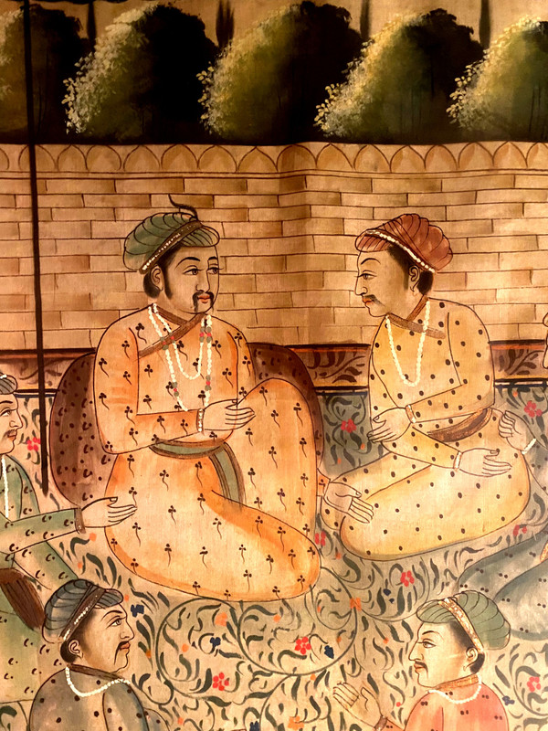 Belle grande gouache Indienne du 19ème siècle bien encadrée représentant des Dignitaires dans un jardin clos de palais