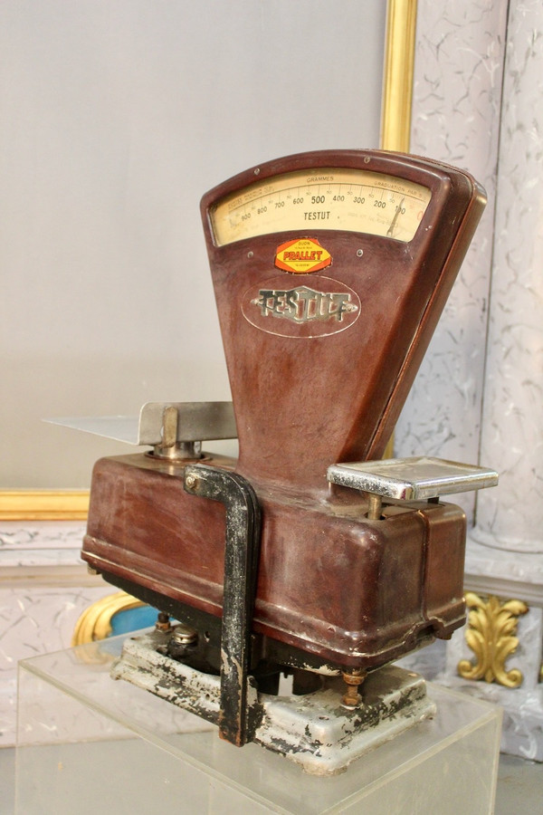 Balance Testut à Bain d'Huile Vintage  En Bakélite