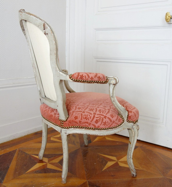 Pair Of Louis XV Period Cabriolet Armchairs In Stamped Velvet - 18th Century