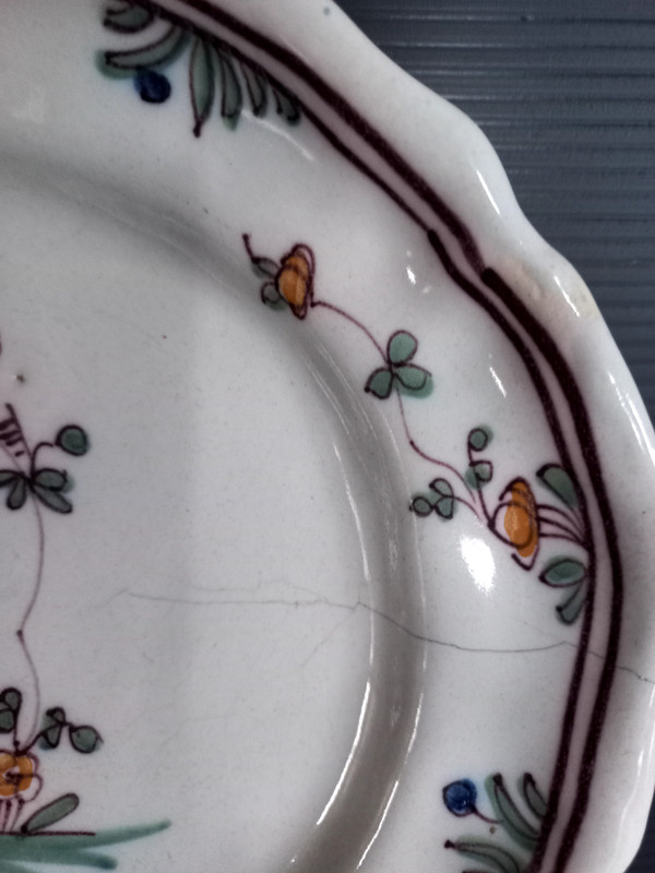 Moncaut earthenware dish
