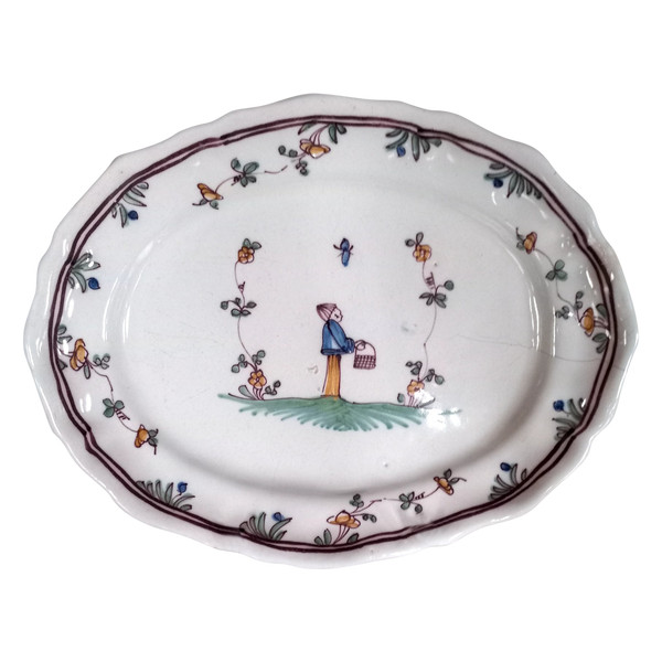 Moncaut earthenware dish