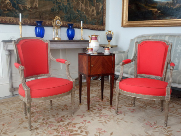 Tavolo da soggiorno o comodino in stile Luigi XVI in intarsio in palissandro