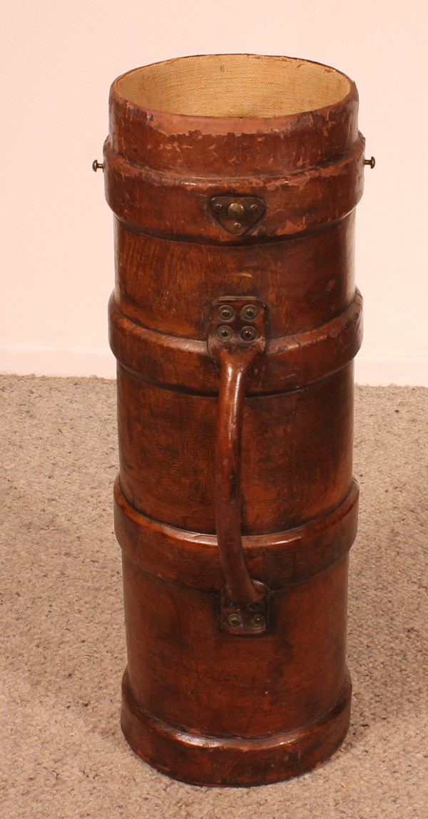 Ancien Porte Munitions Idéal Comme Porte Parapluie Ou Canne circa 1900