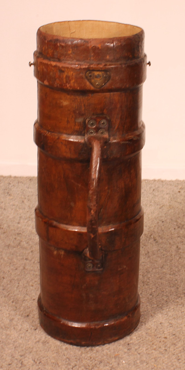 Ancien Porte Munitions Idéal Comme Porte Parapluie Ou Canne circa 1900