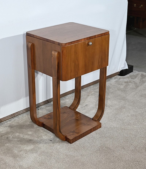 Petite Table Art Déco en Noyer – 1930